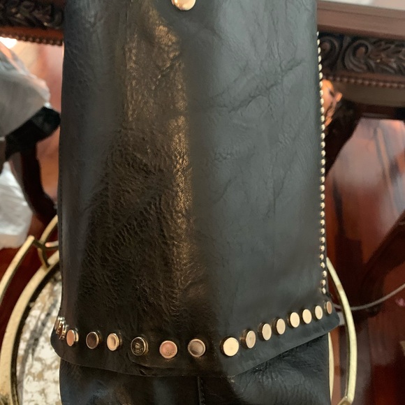 Black Faux Leather Studded Bag 🤩⭐️💕 - Picture 2 of 6